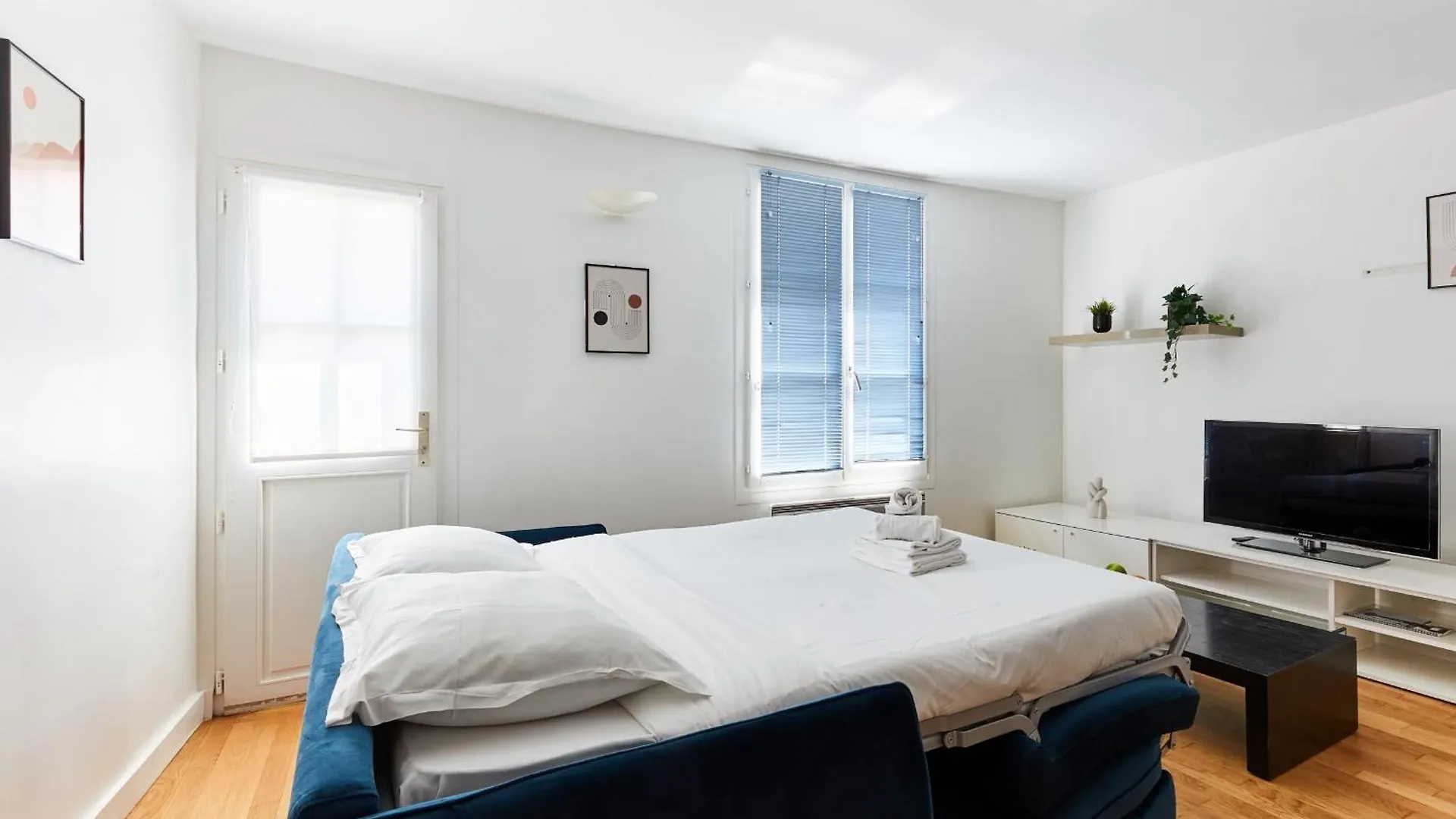 Latin Quarter - 1br With Balcony - Cityapartmentstay Apartment *